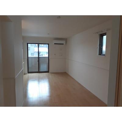 エルヴィータＳ 101【管理NO：1-024034601-01010】 ★家具家電は申し込み後に搬入します★ ★2026年10月中旬入居可能★の物件画像