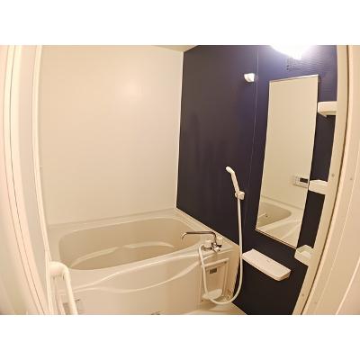 フルット 102【管理NO：1-018506101-01020】 ★家具家電は申し込み後に搬入します★ ★2026年09月下旬入居可能★の物件画像