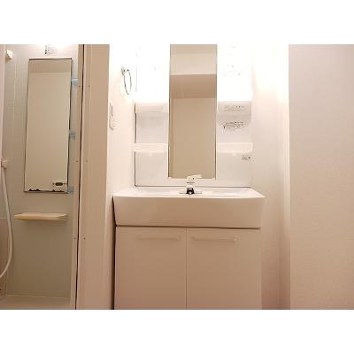 クロッシングⅡＡ 101【管理NO：1-018030401-01010】 ★家具家電は申し込み後に搬入します★の物件画像