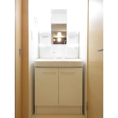 グランドール 104【管理NO：1-019018201-01040】 ★家具家電は申し込み後に搬入します★ ★2026年09月下旬入居可能★の物件画像