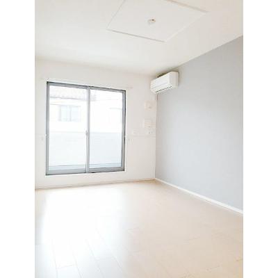 クザリアーナ 203【管理NO：1-020680101-02030】 ★家具家電は申し込み後に搬入します★ ★2026年10月中旬入居可能★の物件画像