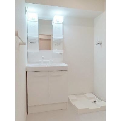 クザリアーナ 203【管理NO：1-020680101-02030】 ★家具家電は申し込み後に搬入します★ ★2026年10月中旬入居可能★の物件画像