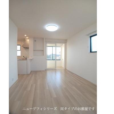 ロテュス 201【管理NO：1-028809301-02010】 ★家具家電は申し込み後に搬入します★ ★2026年12月上旬入居可能★の物件画像