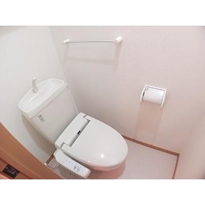 ノイブリーゼ 105【管理NO：1-015423801-01040】 ★家具家電は申し込み後に搬入します★の物件画像