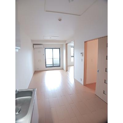 ＶＩＣＴＲＩＡ 203【管理NO：1-016988301-02030】 ★家具家電は申し込み後に搬入します★ ★2026年09月中旬入居可能★の物件画像