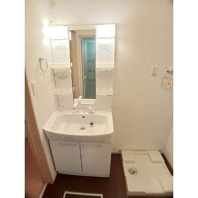 ＶＩＣＴＲＩＡ 203【管理NO：1-016988301-02030】 ★家具家電は申し込み後に搬入します★ ★2026年09月中旬入居可能★の物件画像