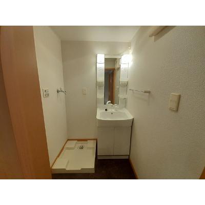 猪熊館 302【管理NO：1-014943701-03020】 ★家具家電は申し込み後に搬入します★の物件画像