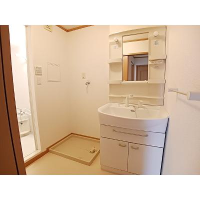 モデルン－ミーツ． 204【管理NO：1-012620101-02040】 ★家具家電は申し込み後に搬入します★の物件画像
