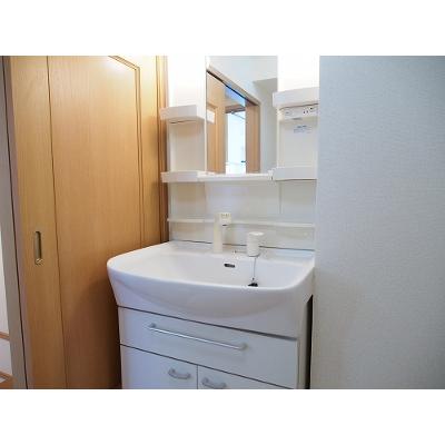 トリノ　フルートＢ 201【管理NO：1-013707802-02010】 ★家具家電は申し込み後に搬入します★ ★2026年09月上旬入居可能★の物件画像