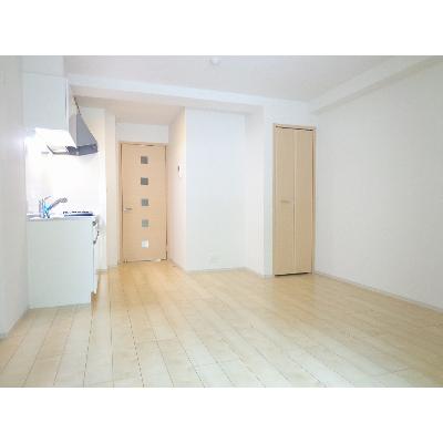 サンプラザ　茨木 201【管理NO：1-020411801-02010】 ★家具家電は申し込み後に搬入します★ ★2026年09月中旬入居可能★の物件画像