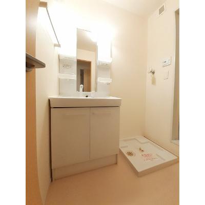 プロムナード 102【管理NO：1-018463601-01020】 ★家具家電は申し込み後に搬入します★ ★2026年10月上旬入居可能★の物件画像