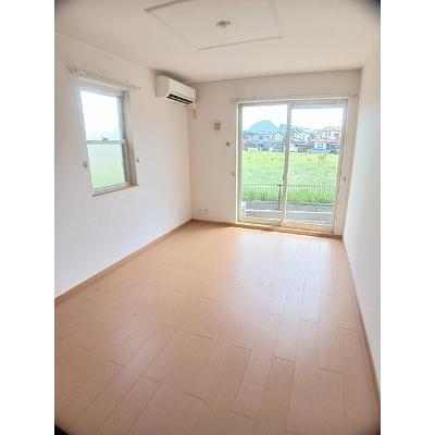 ウインターワルツＢ 101【管理NO：1-014661202-01010】 ★家具家電は申し込み後に搬入します★ ★2026年09月下旬入居可能★の物件画像