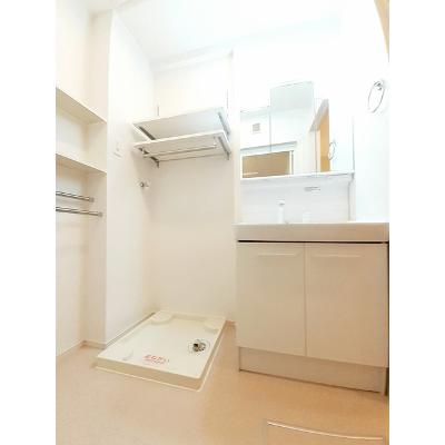 シャトードゥレーヴ　Ⅱ 203【管理NO：1-024353002-02030】 ★家具家電は申し込み後に搬入します★の物件画像
