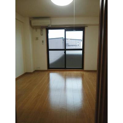 ニューメゾン森安 303【管理NO：1-012734101-03030】 ★家具家電は申し込み後に搬入します★ ★2026年10月上旬入居可能★の物件画像