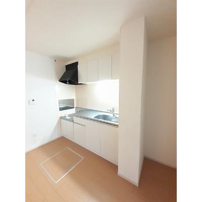 サンリットＢ 103【管理NO：1-020767002-01030】 ★家具家電は申し込み後に搬入します★の物件画像
