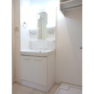 ベイ　ツリー　Ｂ 103【管理NO：1-019792402-01030】 ★家具家電は申し込み後に搬入します★の物件画像