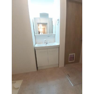 セゾン 201【管理NO：1-025612901-02010】 ★家具家電は申し込み後に搬入します★ ★2026年10月中旬入居可能★の物件画像