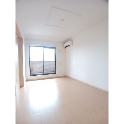 ブリュンヒルト 203【管理NO：1-015698101-02030】 ★家具家電は申し込み後に搬入します★の物件画像