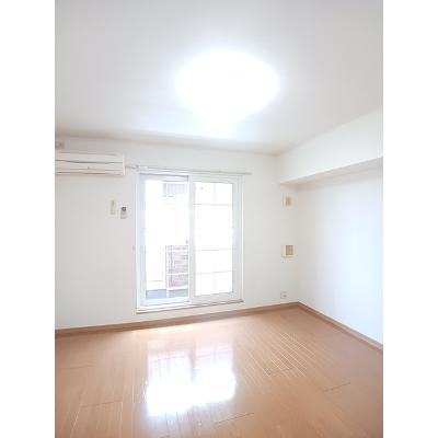 ヴィオラコートＢ 202【管理NO：1-013773902-02020】 ★家具家電は申し込み後に搬入します★の物件画像