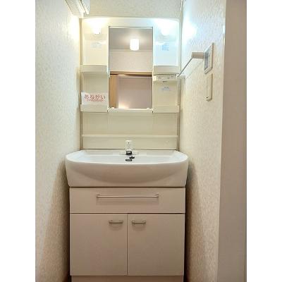 ヴィオラコートＢ 202【管理NO：1-013773902-02020】 ★家具家電は申し込み後に搬入します★の物件画像