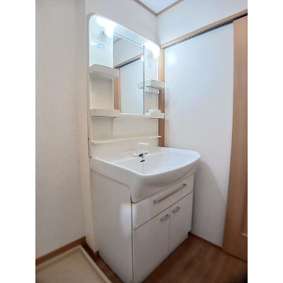 ローズヒル　Ａ 201【管理NO：1-013347201-02010】 ★家具家電は申し込み後に搬入します★の物件画像