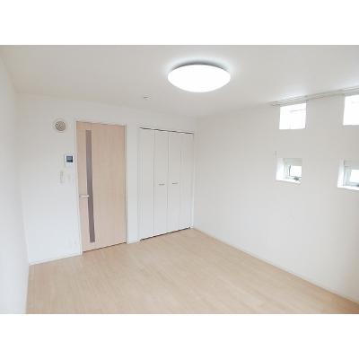 アーバンフォレスト神田町 101【管理NO：1-023116001-01010】 ★家具家電は申し込み後に搬入します★ ★2026年09月中旬入居可能★の物件画像
