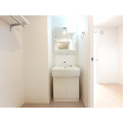 ロータス青山２ 101【管理NO：1-026205602-01010】 ★家具家電は申し込み後に搬入します★ ★2026年09月下旬入居可能★の物件画像