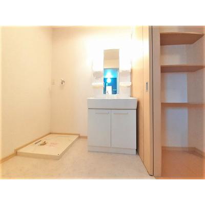 ジュネス１番館 101【管理NO：1-015599401-01010】 ★家具家電は申し込み後に搬入します★ ★2026年10月上旬入居可能★の物件画像
