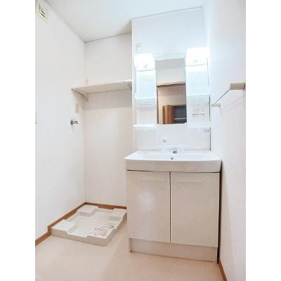 プリムラ　Ａ 101【管理NO：1-015459601-01010】 ★家具家電は申し込み後に搬入します★ ★2026年10月上旬入居可能★の物件画像