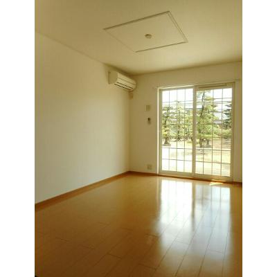 プリムラ　Ａ 102【管理NO：1-015459601-01020】 ★家具家電は申し込み後に搬入します★ ★2026年10月上旬入居可能★の物件画像