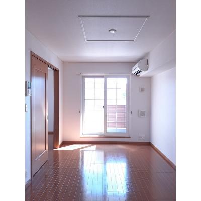 グランデ・フィオーレ 203【管理NO：1-014335801-02030】 ★家具家電は申し込み後に搬入します★ ★2026年10月上旬入居可能★の物件画像