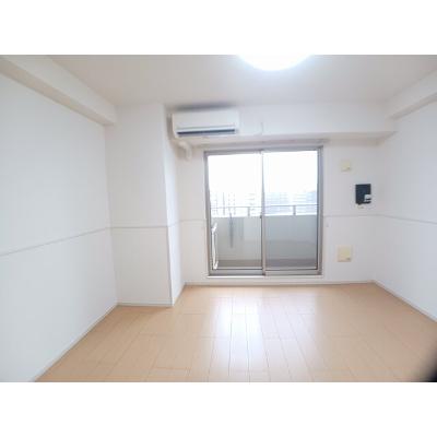 グーラテース　Ｕ．Ｈ．Ｙ 901【管理NO：1-021030001-09010】 ★家具家電は申し込み後に搬入します★の物件画像