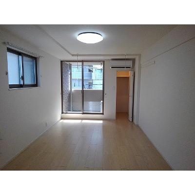 エルブルース 301【管理NO：1-021475201-03010】 ★家具家電は申し込み後に搬入します★ ★2026年10月上旬入居可能★の物件画像