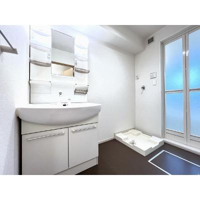 コンセール 204【管理NO：1-020152801-02040】 ★家具家電は申し込み後に搬入します★の物件画像