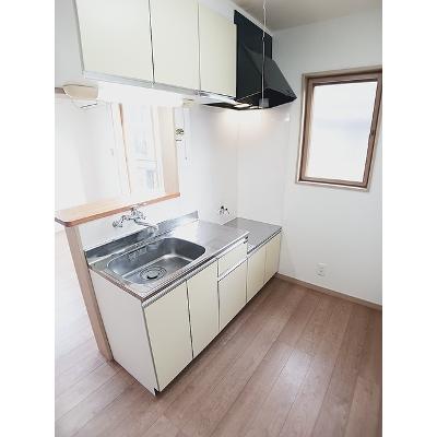 ＨＡＲＲＹ 102【管理NO：1-099390801-01020】 ★家具家電は申し込み後に搬入します★の物件画像