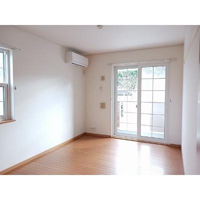 ブリーズ　Ｂ 103【管理NO：1-013943302-01030】 ★家具家電は申し込み後に搬入します★ ★2026年10月上旬入居可能★の物件画像