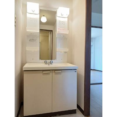 カーム植上Ⅱ 103【管理NO：1-003542602-01030】 ★家具家電は申し込み後に搬入します★の物件画像