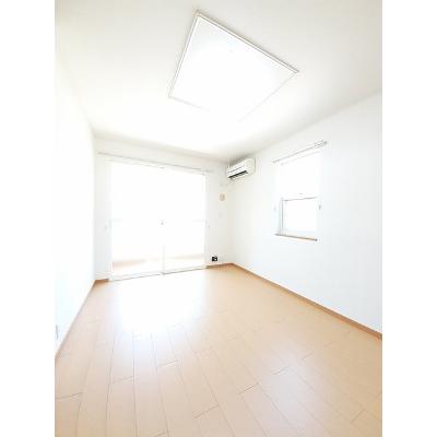ドリームドームＡ 101【管理NO：1-014234301-01010】 ★家具家電は申し込み後に搬入します★ ★2026年10月中旬入居可能★の物件画像