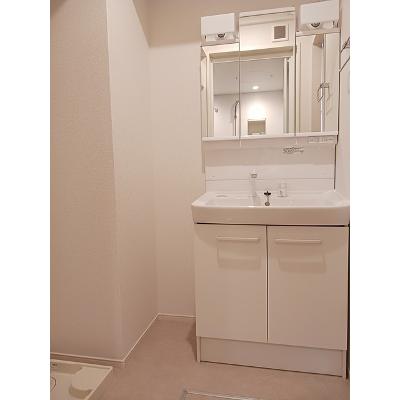 クラッシーバイロン 106【管理NO：1-027915501-01050】 ★家具家電は申し込み後に搬入します★ ★2026年11月中旬入居可能★の物件画像