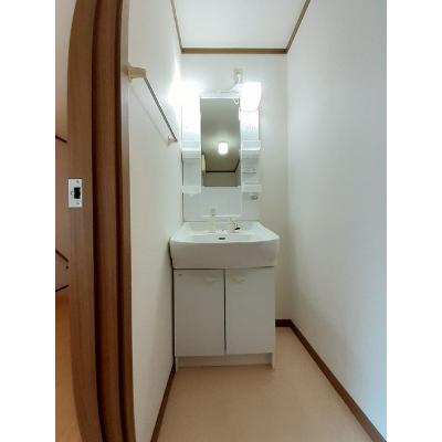 フラワーガーデン片西 201【管理NO：1-011718301-02010】 ★家具家電は申し込み後に搬入します★ ★2026年10月中旬入居可能★の物件画像