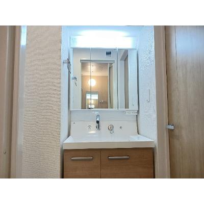 アルドーレ（Ａｒｄｏｒｅ） 105【管理NO：1-025863901-01040】 ★家具家電は申し込み後に搬入します★の物件画像