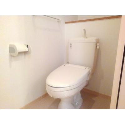 フルール 203【管理NO：1-016358101-02030】 ★家具家電は申し込み後に搬入します★の物件画像