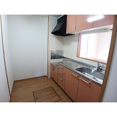 コンティナン 102【管理NO：1-013468201-01020】 ★家具家電は申し込み後に搬入します★の物件画像