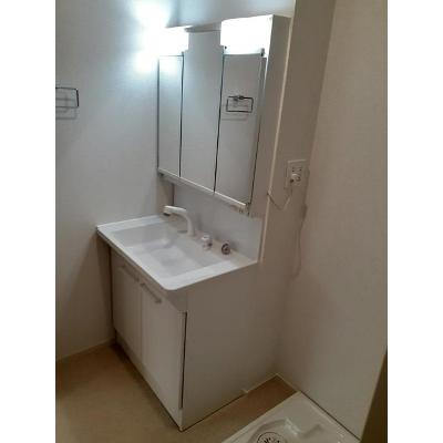 モン　スゥリール 102【管理NO：1-025625501-01020】 ★家具家電は申し込み後に搬入します★ ★2026年10月中旬入居可能★の物件画像