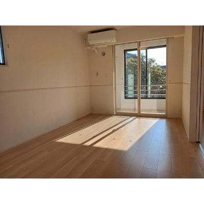 フィレンツェ 101【管理NO：1-027383001-01010】 ★家具家電は申し込み後に搬入します★ ★2026年10月中旬入居可能★の物件画像