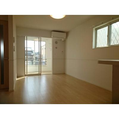 シオン　Ⅲ 101【管理NO：1-025066203-01010】 ★家具家電は申し込み後に搬入します★ ★2026年09月下旬入居可能★の物件画像