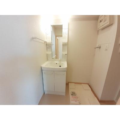 コモド　カーサ 302【管理NO：1-016906301-03020】 ★家具家電は申し込み後に搬入します★ ★2026年09月下旬入居可能★の物件画像