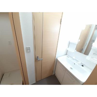 サンフェリーチェ 101【管理NO：1-019358601-01010】 ★家具家電は申し込み後に搬入します★ ★2026年10月上旬入居可能★の物件画像