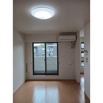 グランディール・シュン 203【管理NO：1-019643501-02030】 ★家具家電は申し込み後に搬入します★の物件画像