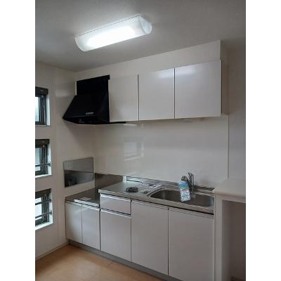 グランディール・シュン 203【管理NO：1-019643501-02030】 ★家具家電は申し込み後に搬入します★の物件画像